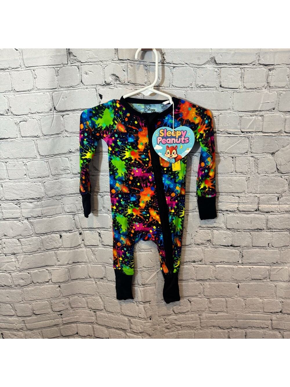 Sleepy Peanuts Paint Splatter Bamboo Zippie